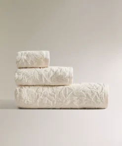 Alternative view of منشفة جاكار ذو منظر راقي من Zara